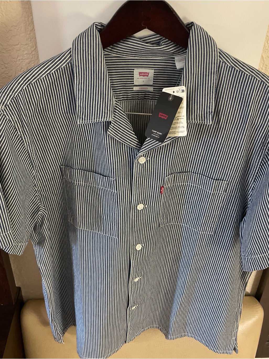 Levi's Men’s Navy & White Striped Short-Sleeve Button-Down Shirt